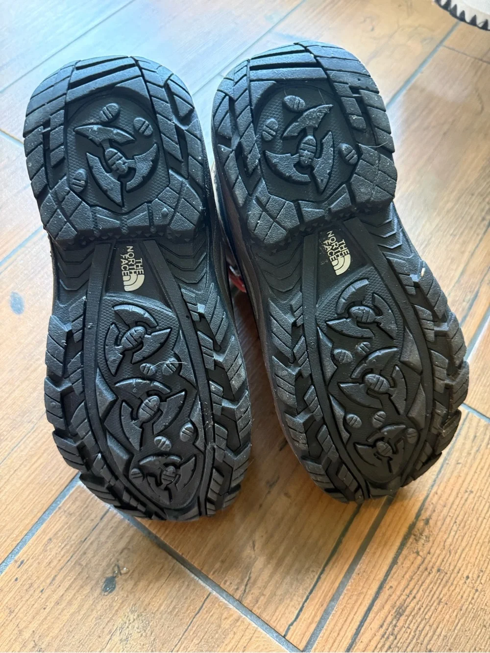 The North Face Chilkat Lace II Waterproof Boots NWT